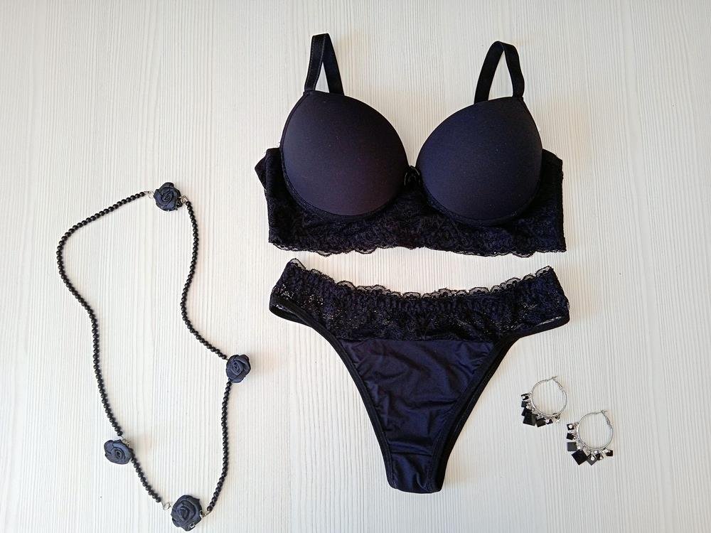 Conjunto de Lingerie Plus Size Preto ou Bege - MF1400